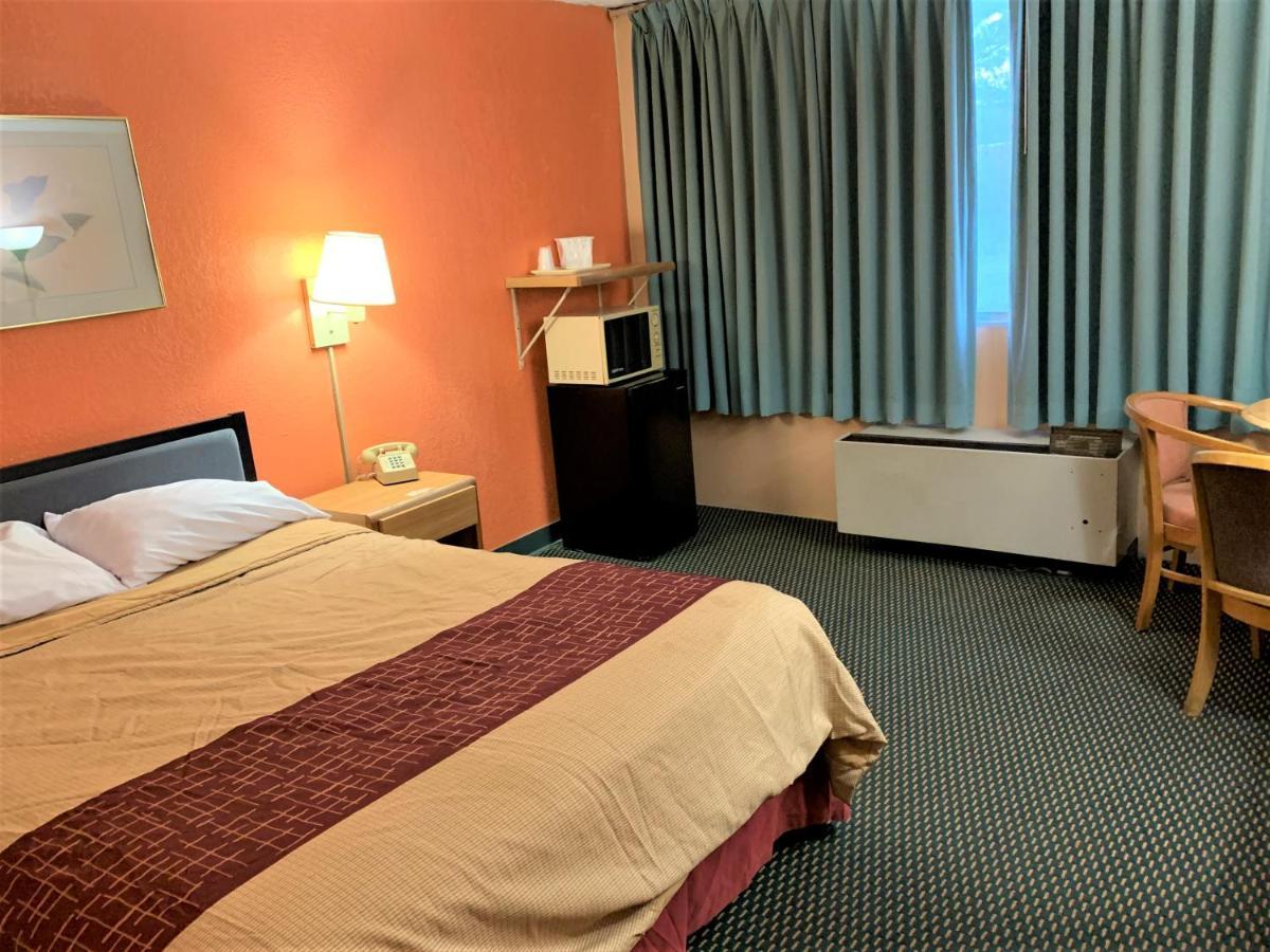 Red Carpet Inn & Suites Lima -Listing Partner Esterno foto