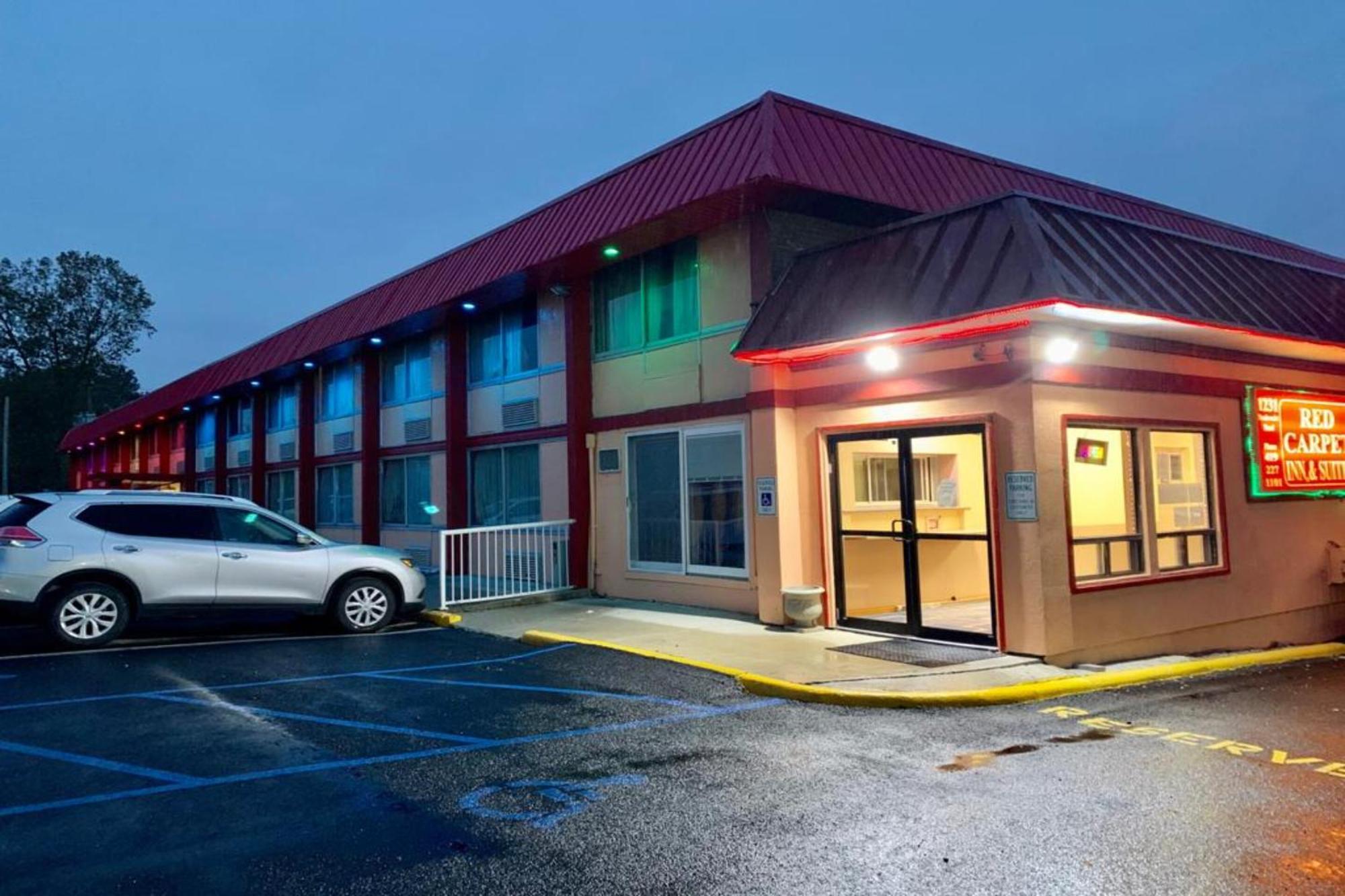 Red Carpet Inn & Suites Lima -Listing Partner Esterno foto