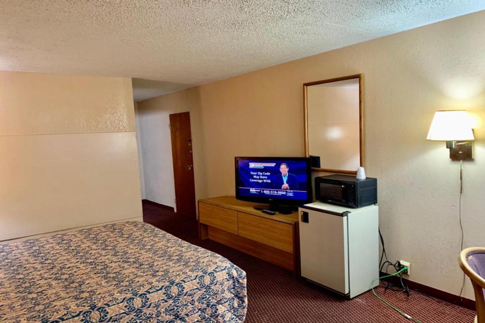 Red Carpet Inn & Suites Lima -Listing Partner Esterno foto