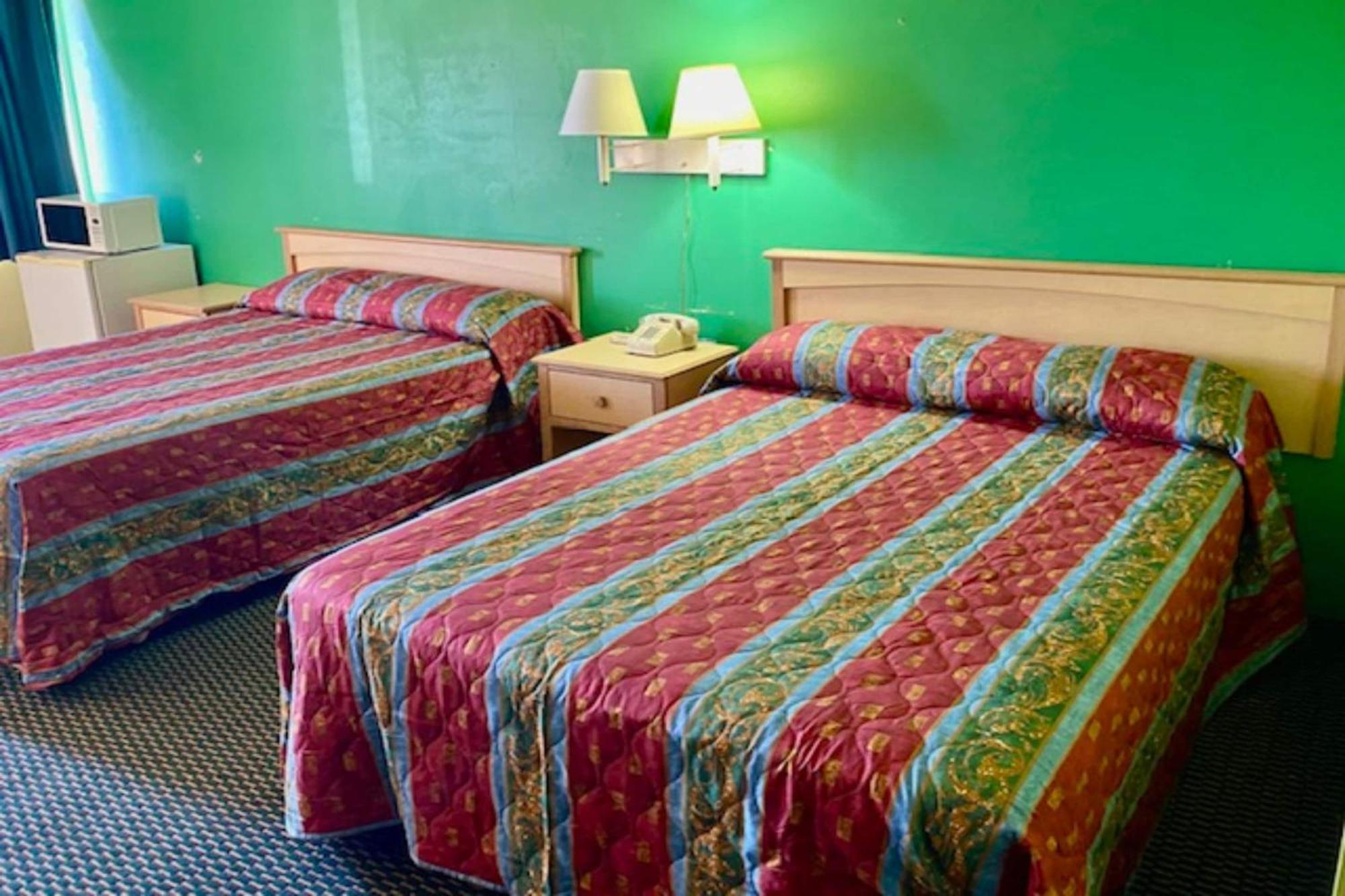 Red Carpet Inn & Suites Lima -Listing Partner Esterno foto